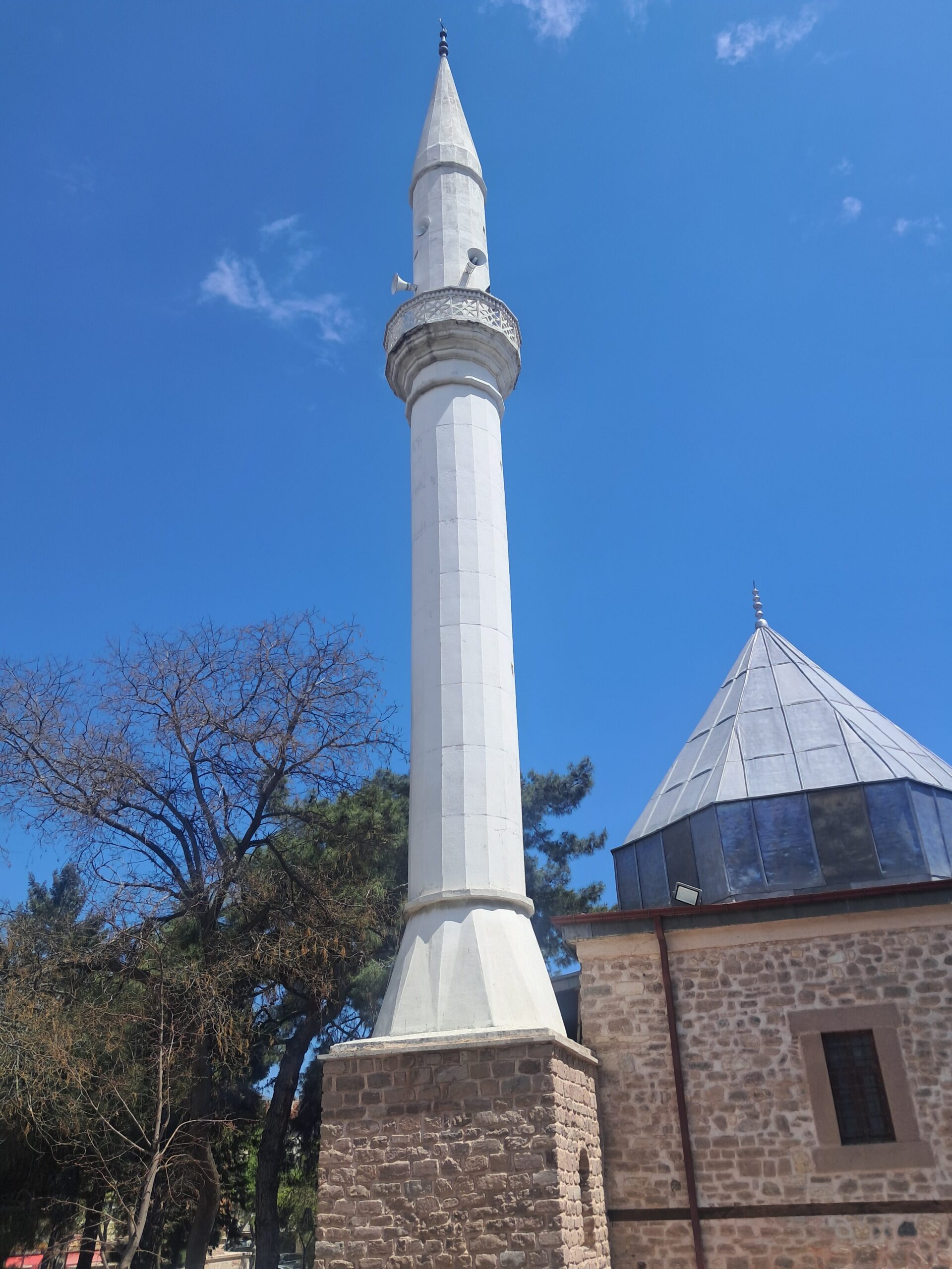 Şems-i Tebrizi Camii minaresi