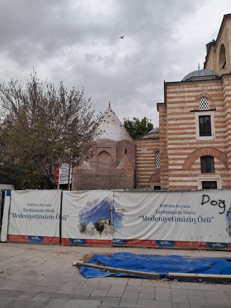 Şerafettin Türbesi, Konya