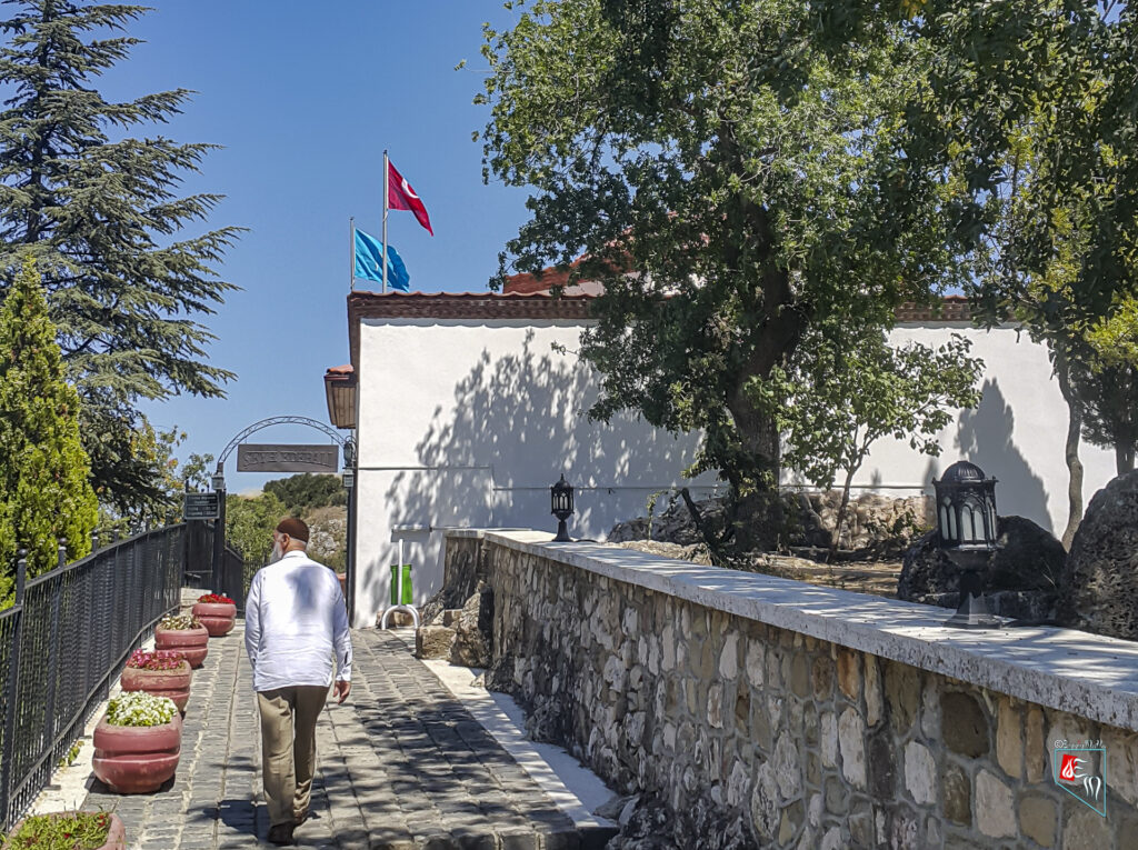 Şeyh Edebalı Türbesi