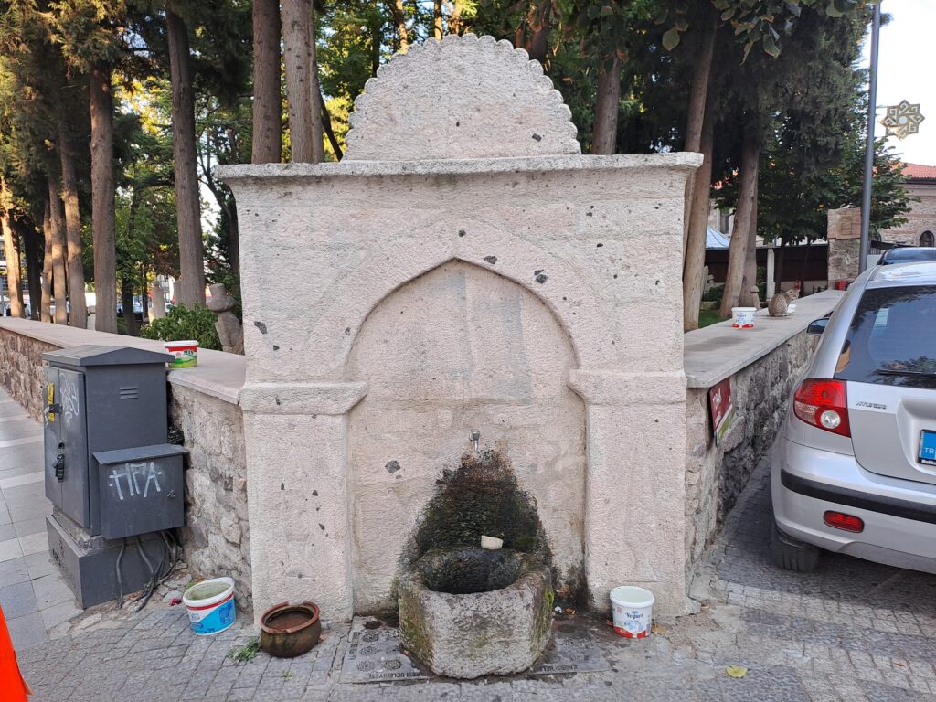 Şeyh Lütfullah Camii Hazire Çeşmesi