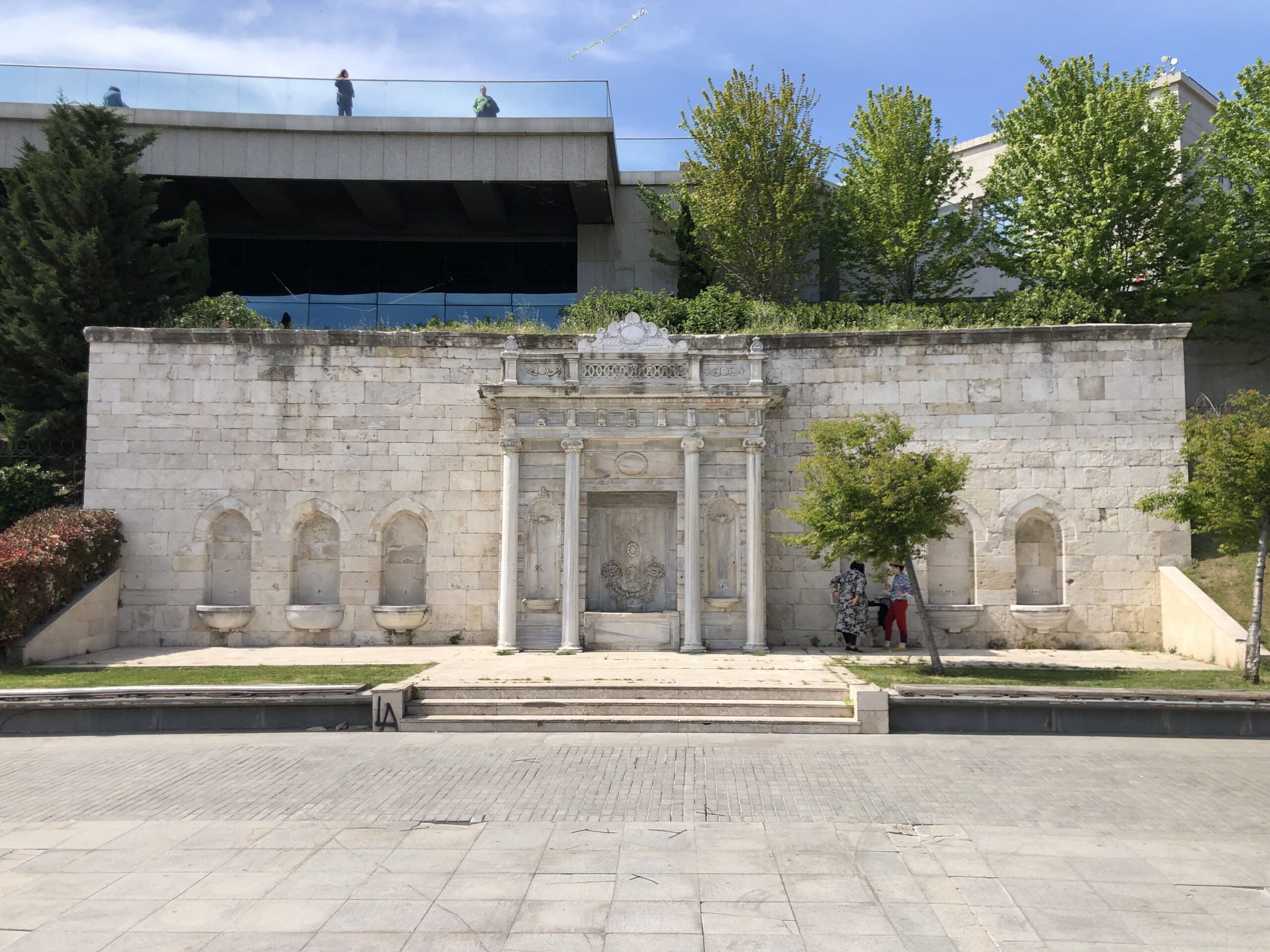 Sinan Paşa Çeşmesi, Harbiye