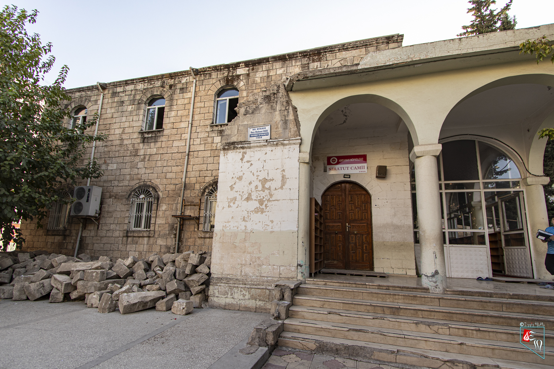 Sıratut Camii