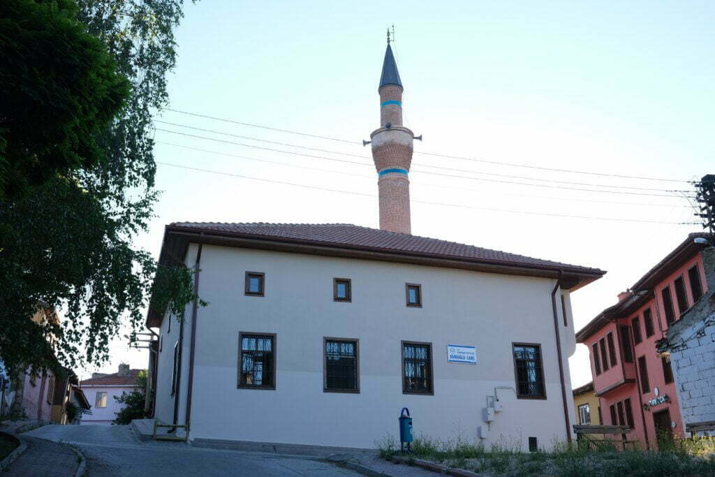 Sivrioğlu Camii