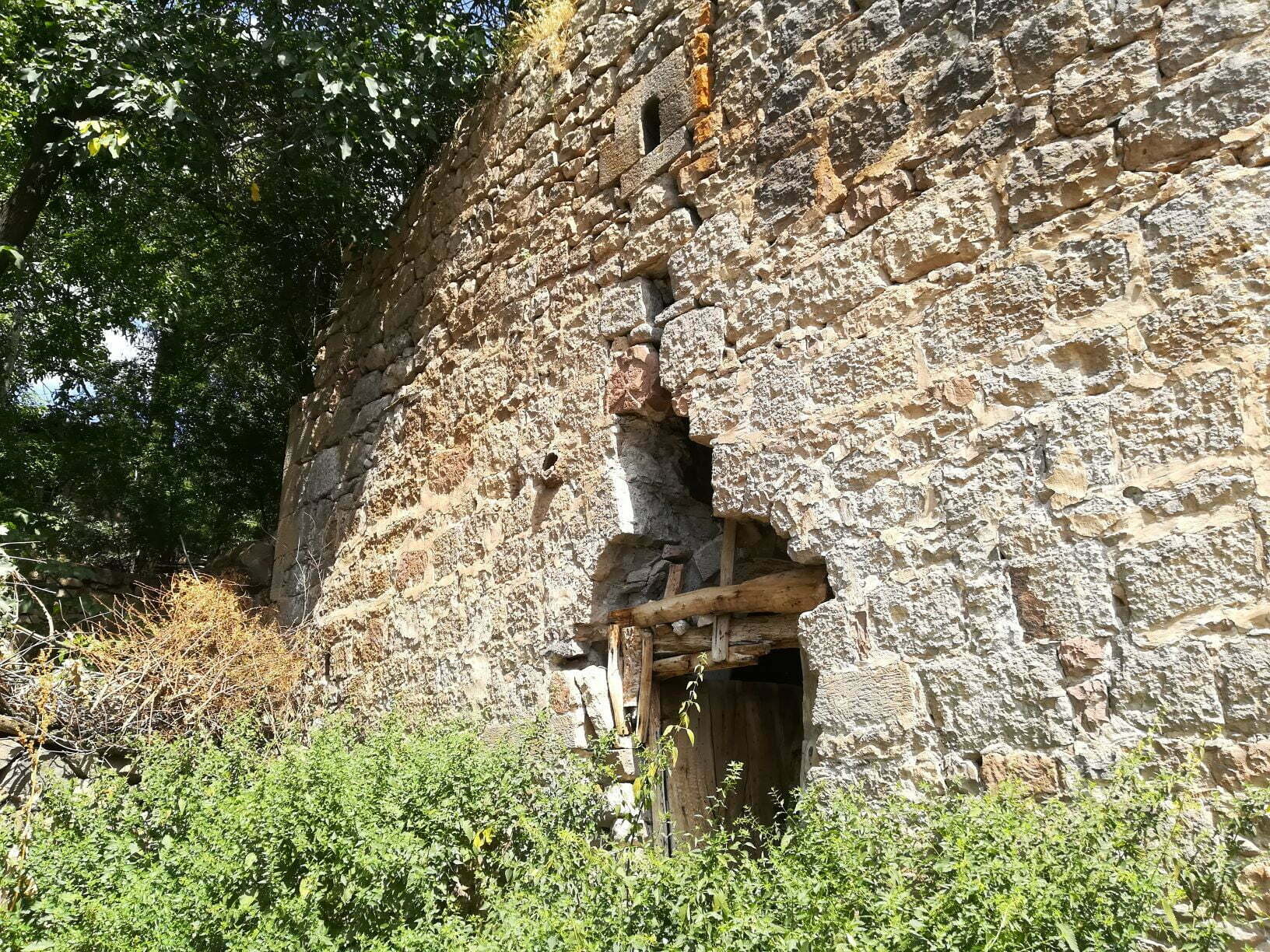 Giriş Cephesi