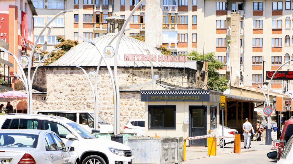 Tarihi Meydan Hamamı