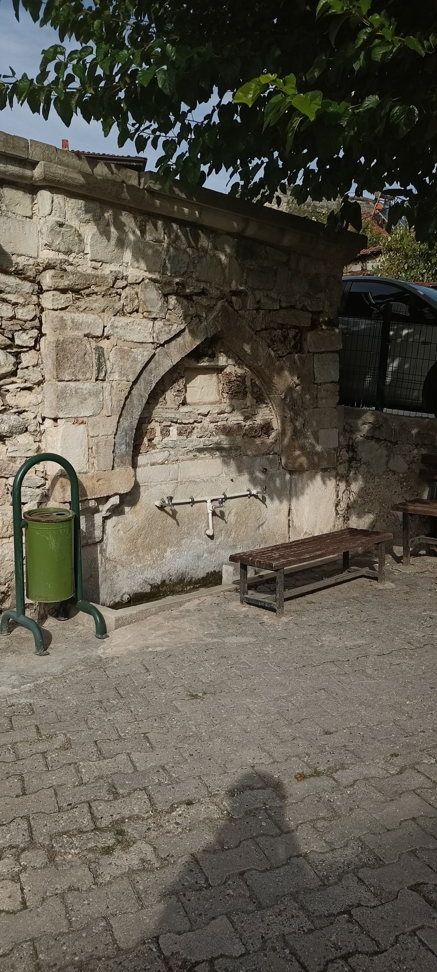 Taş Minare Sokak Çeşmesi