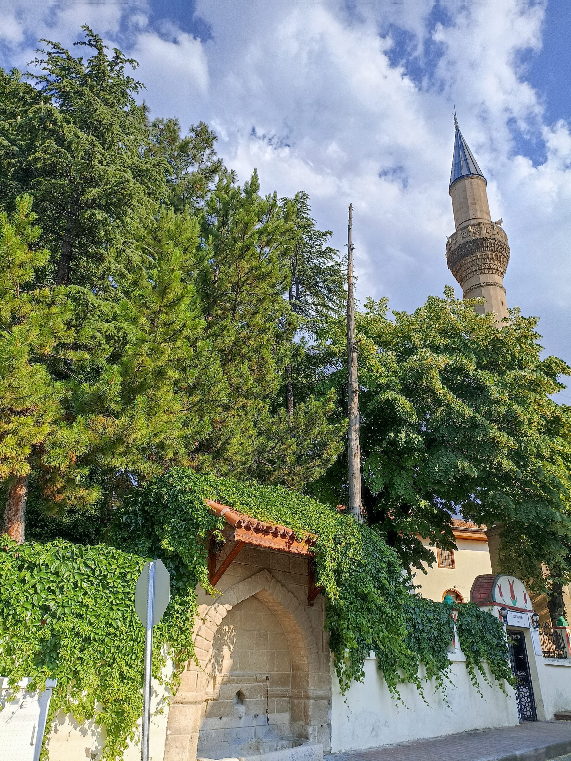 Taşdemir Camii Çeşmesi