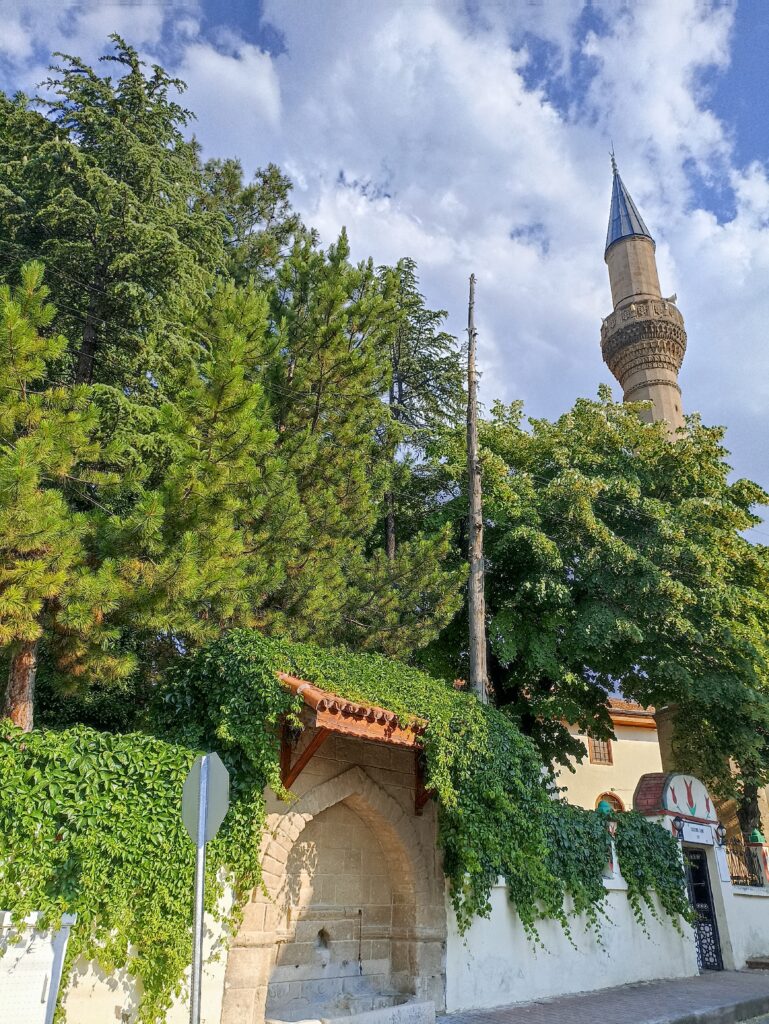 Taşdemir Camii Çeşmesi