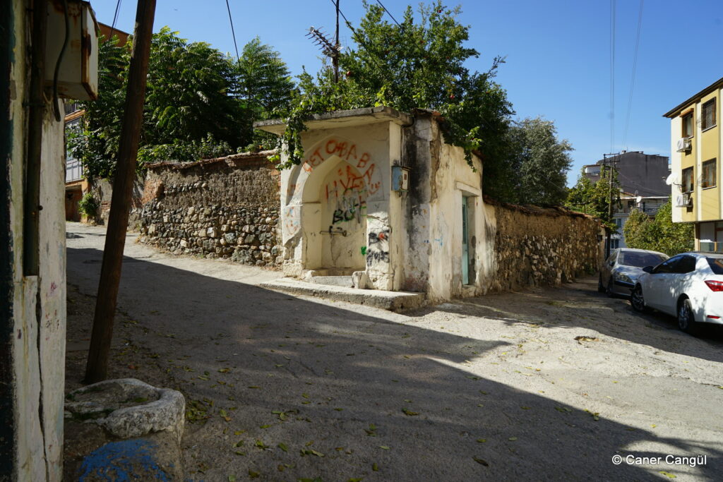 Tıngır Çeşme