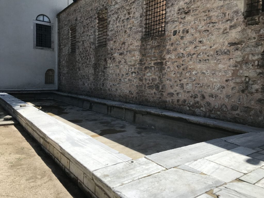 Topkapı Sarayı Dördüncü Avlu Havuzu 2
