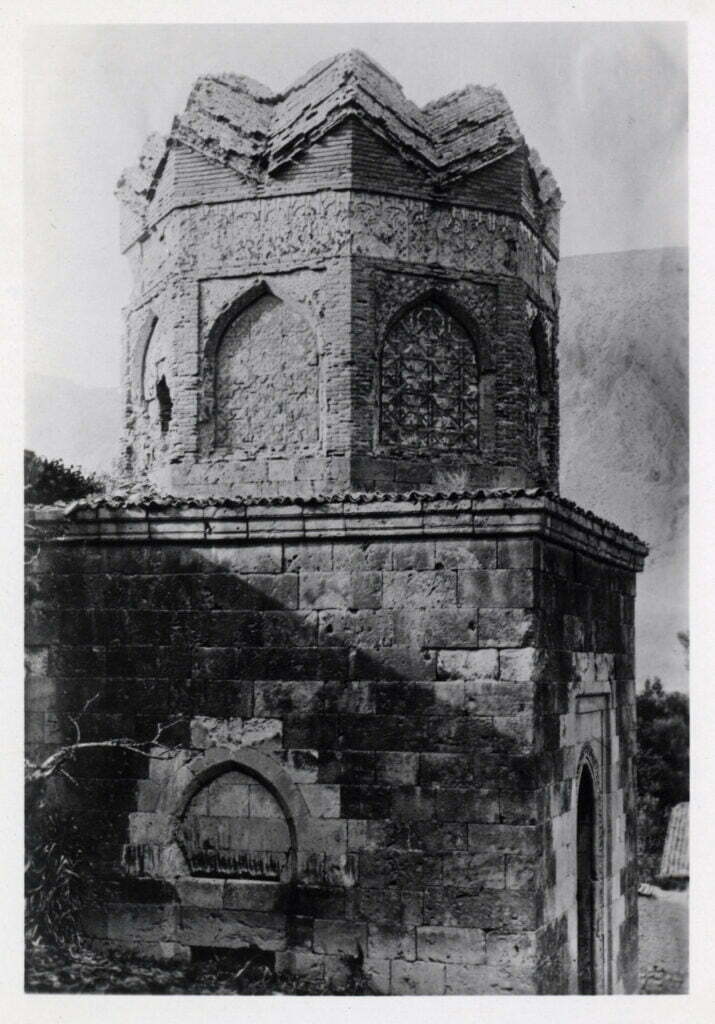 Torumtay Türbesi