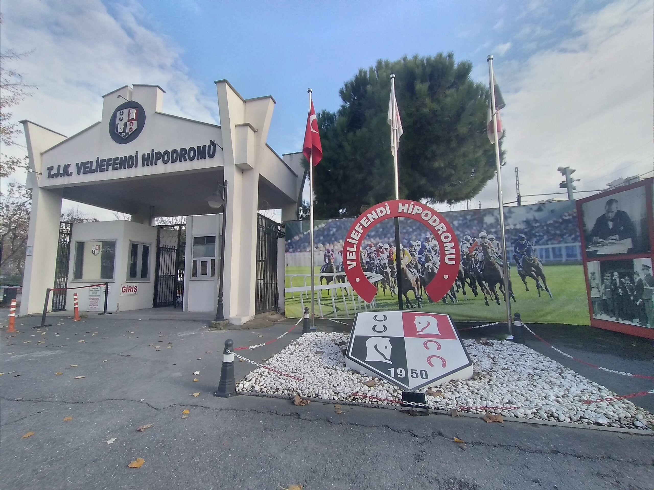 Veliefendi Hipodromu