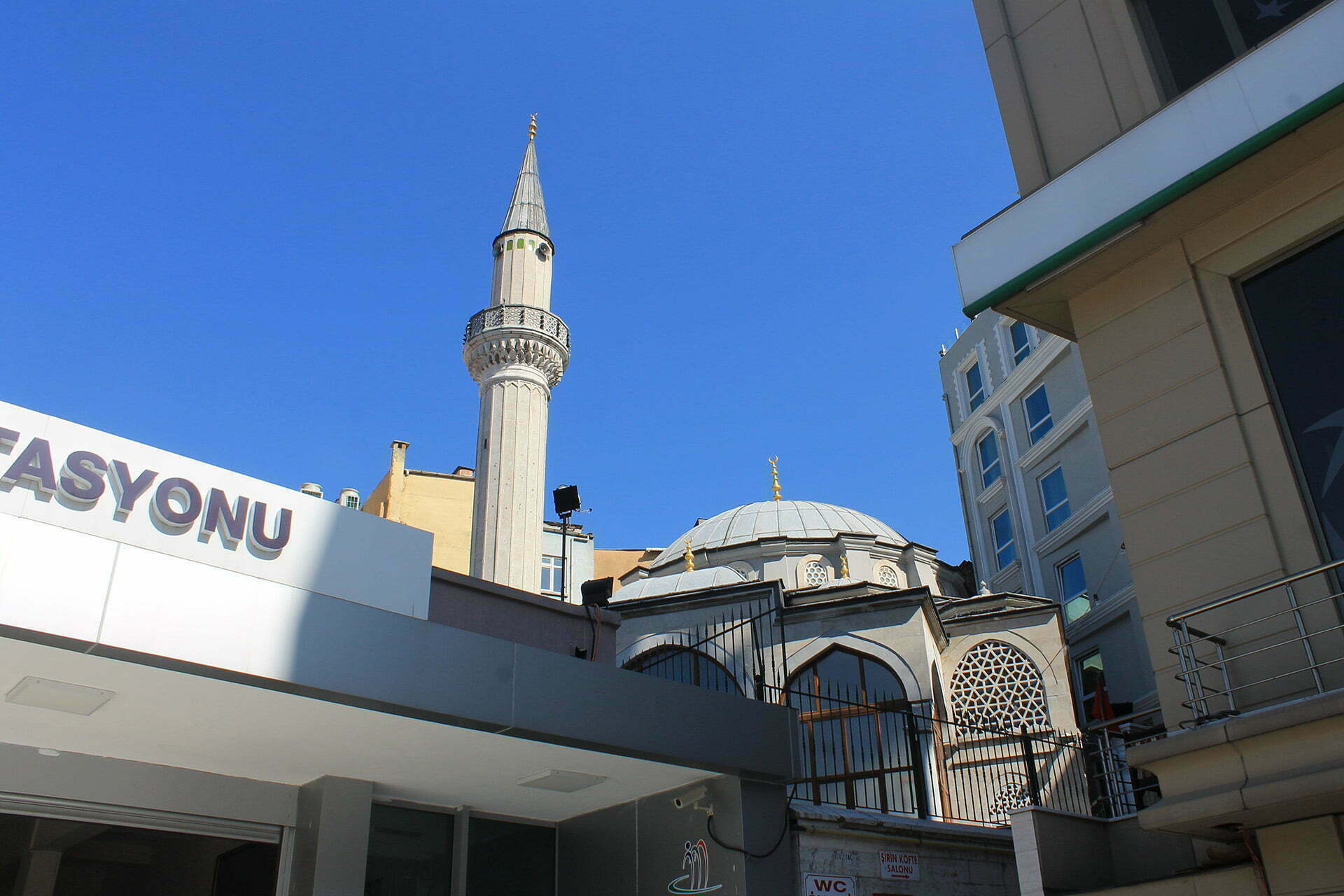 Vezir Camii