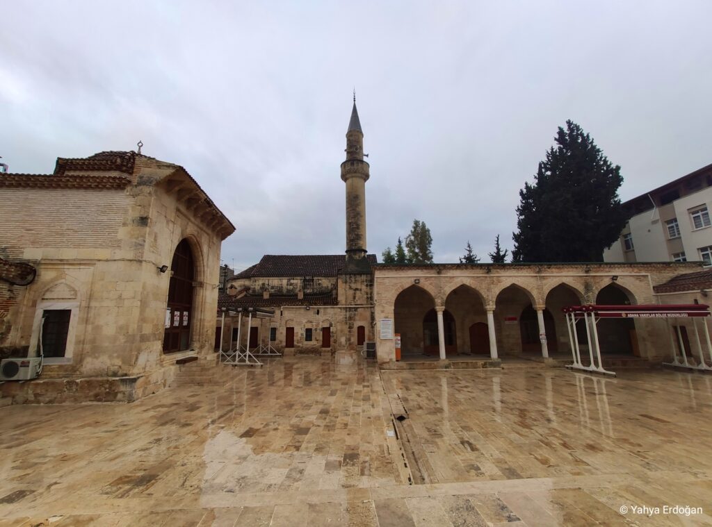 Yağ Camii