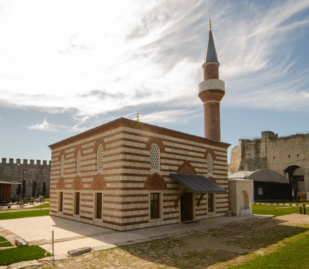 Yedikule Hisarı Fatih Camii