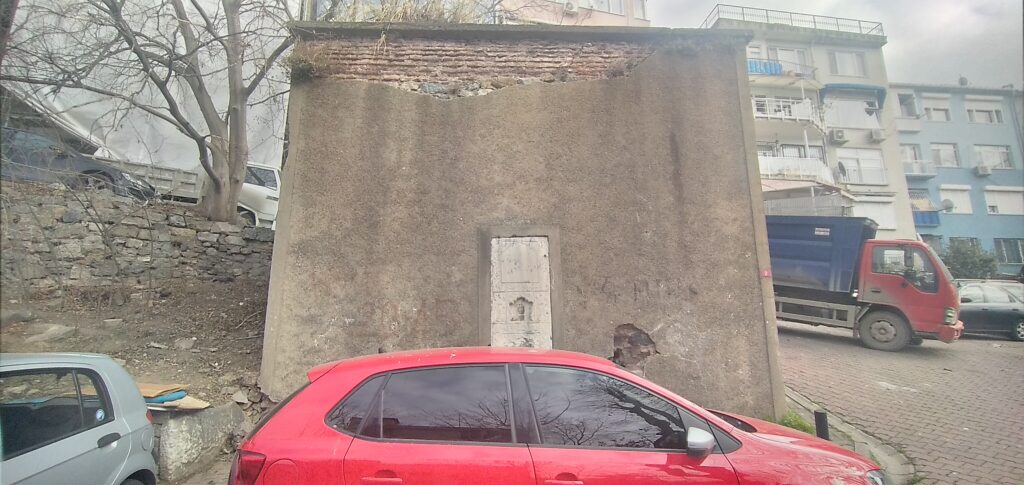 Yeşilfıstık Sokak Çeşmesi