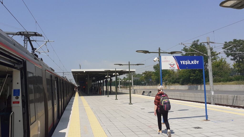 Yeşilköy Tren İstasyonu