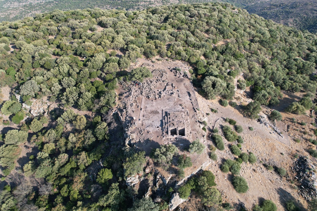 Aigai Athena Kutsal Alanı