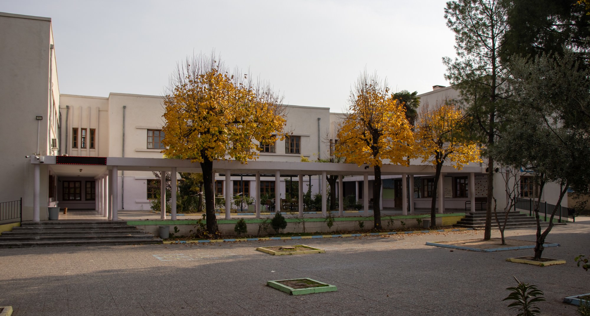 Akhisar Halkevi Binası