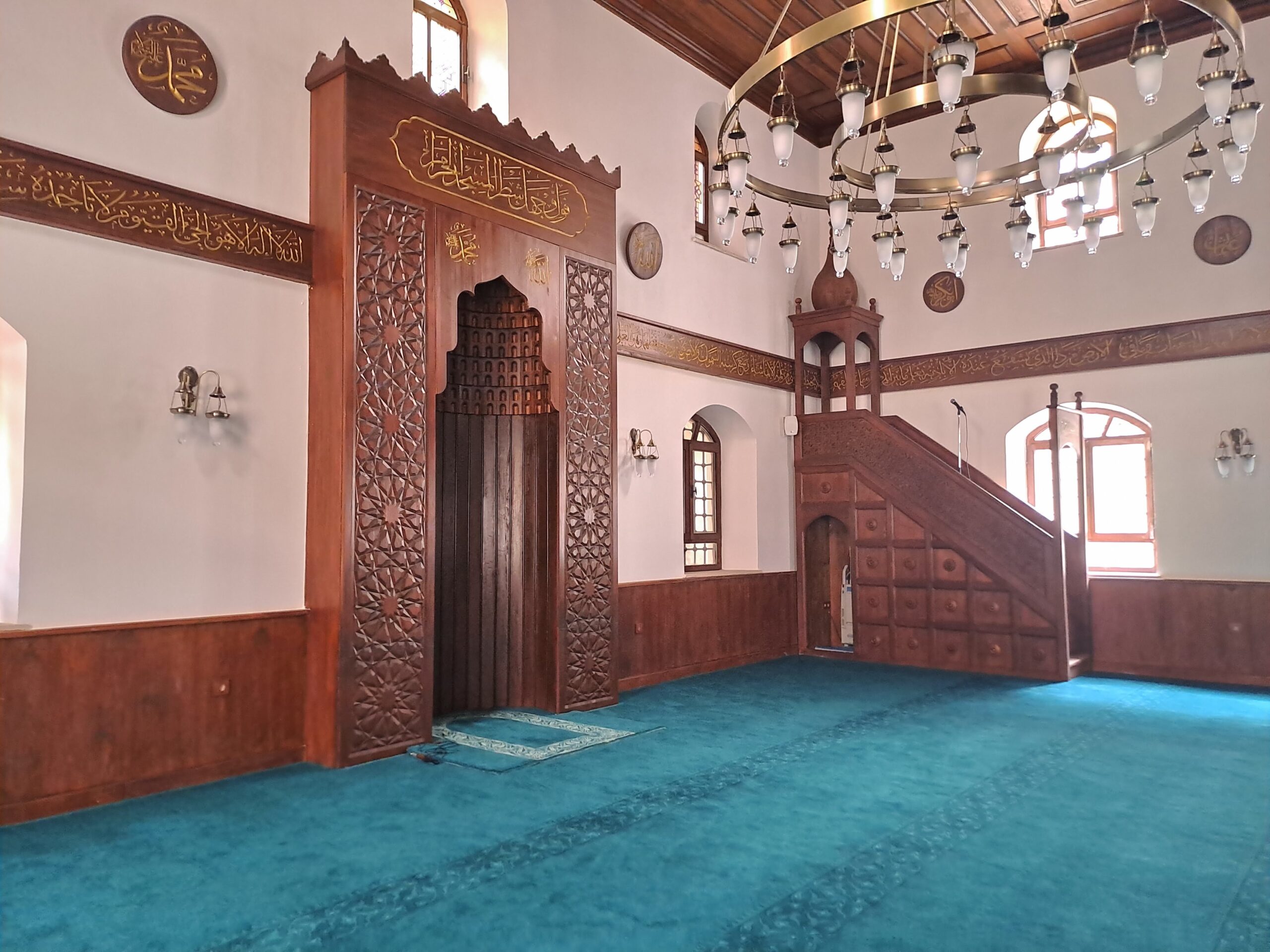 Alaca Mescit, Balıkesir