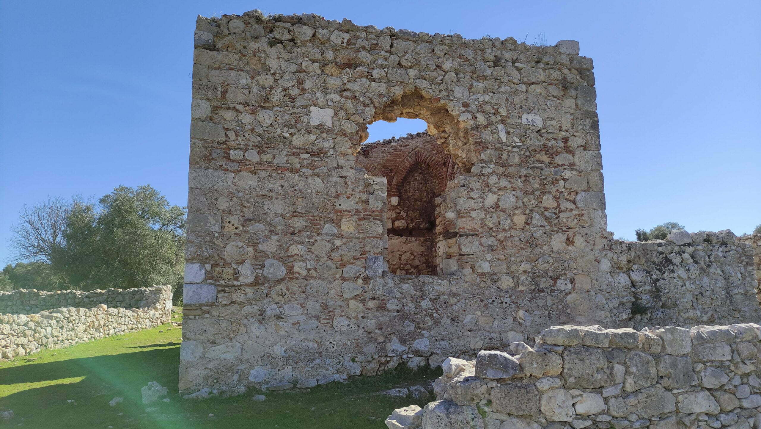 Anonim Türbe 2, Beçin