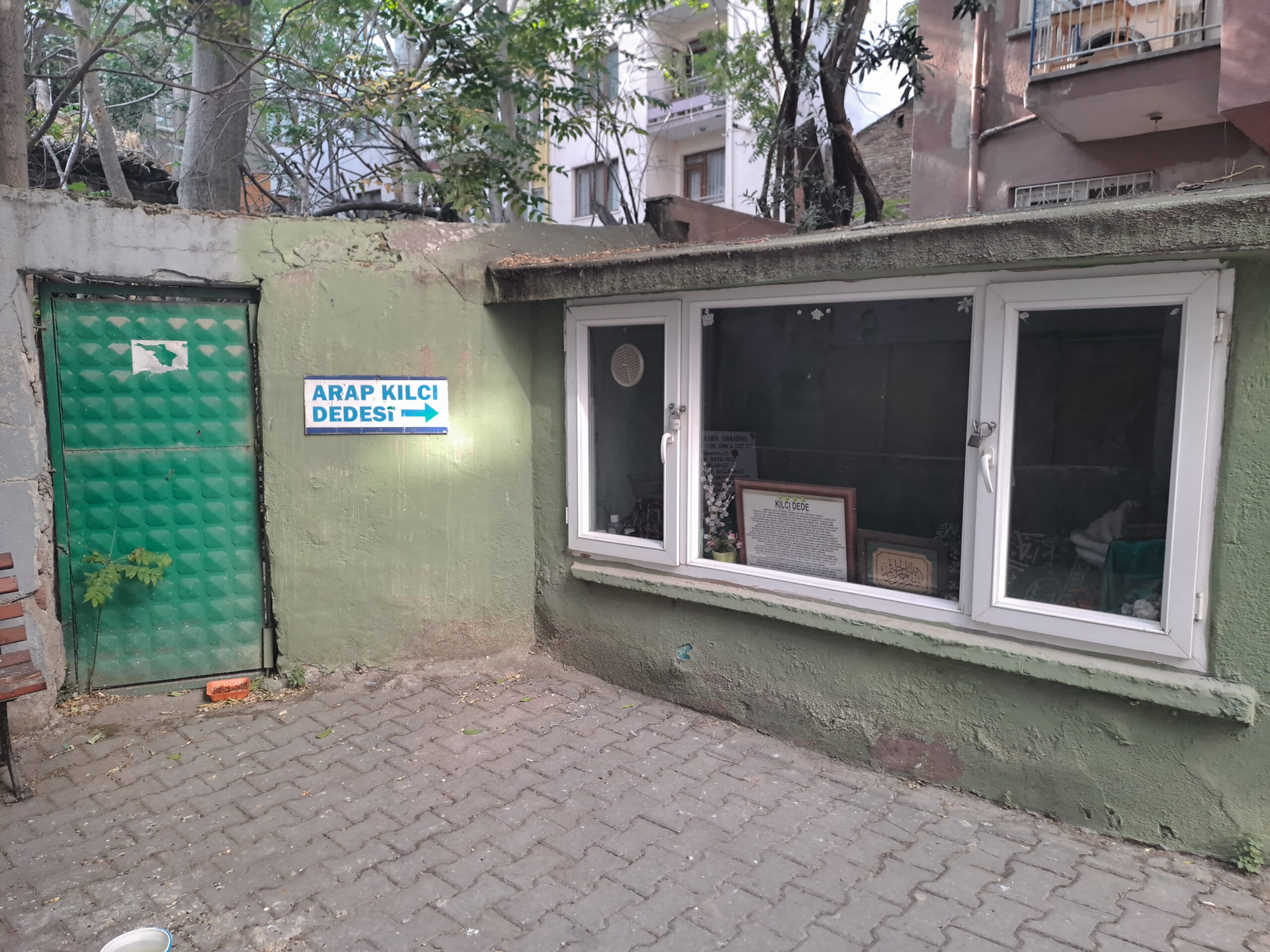 Arap Kılcı Dede Türbesi