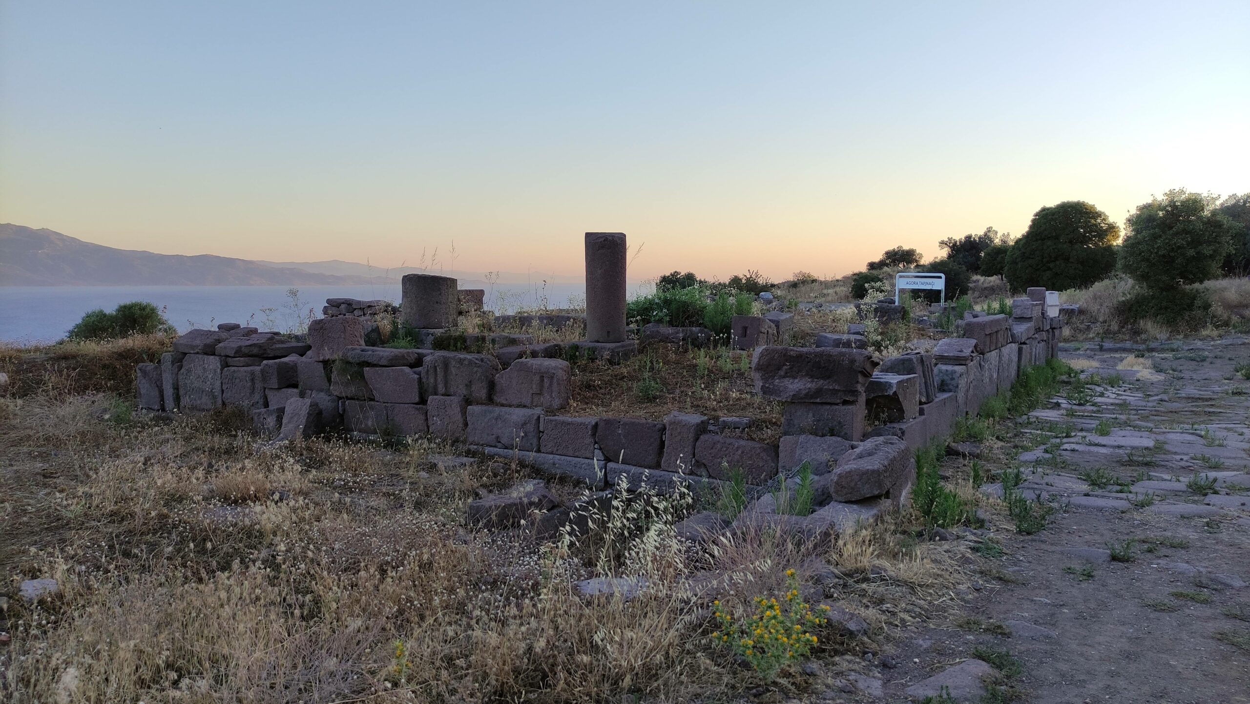 Assos Agorası