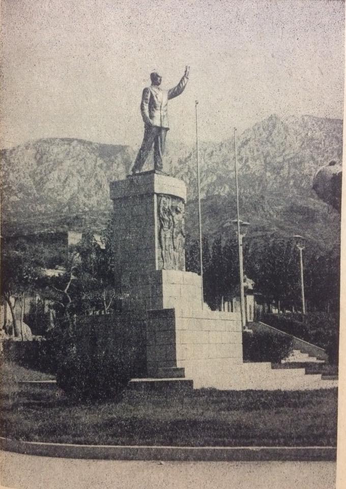Atatürk Heykeli, Yunusemre