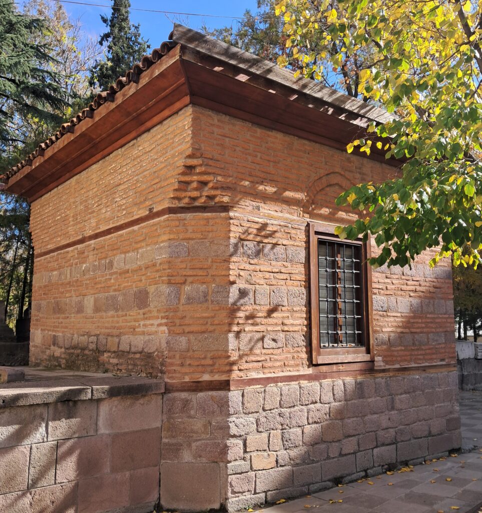 Azimi Türbesi