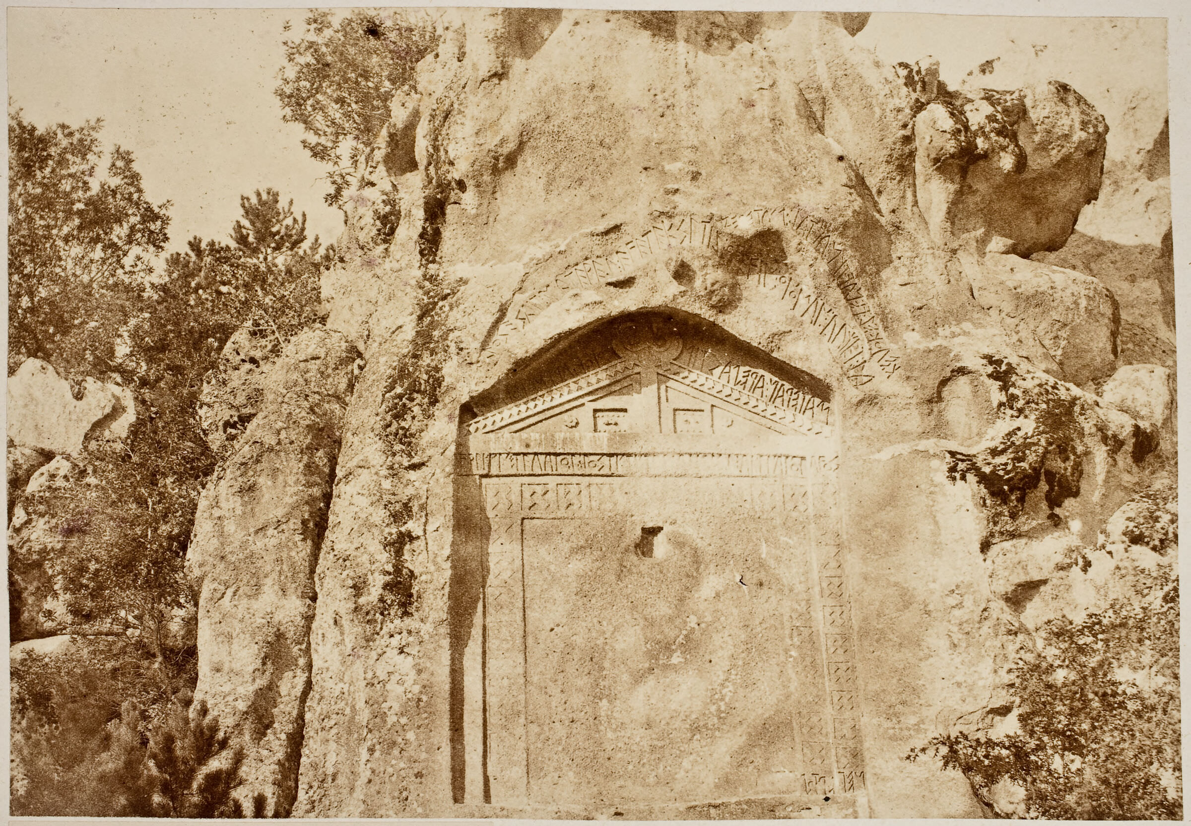 Bahşeyiş Anıtı