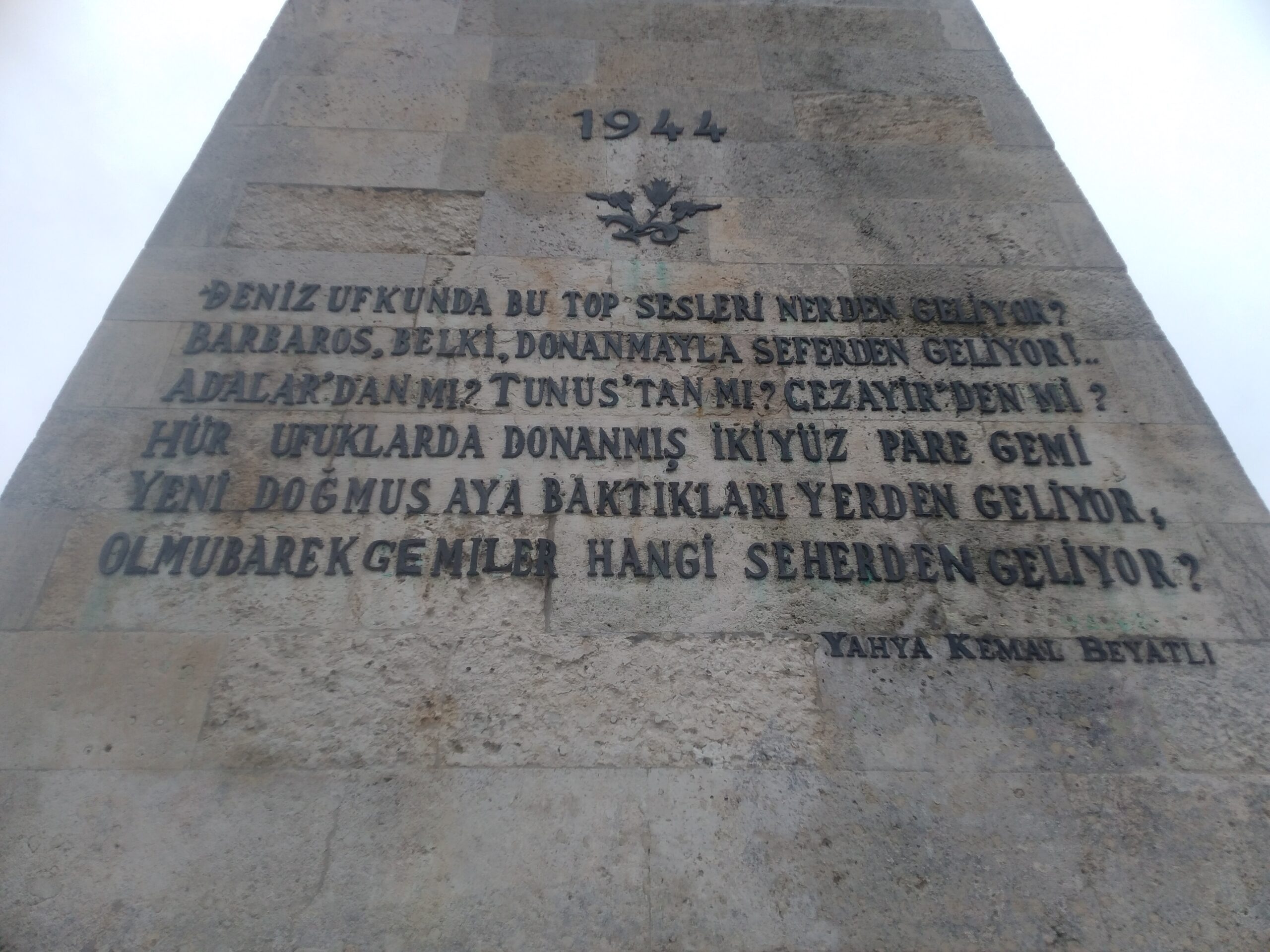 Barbaros Anıtı