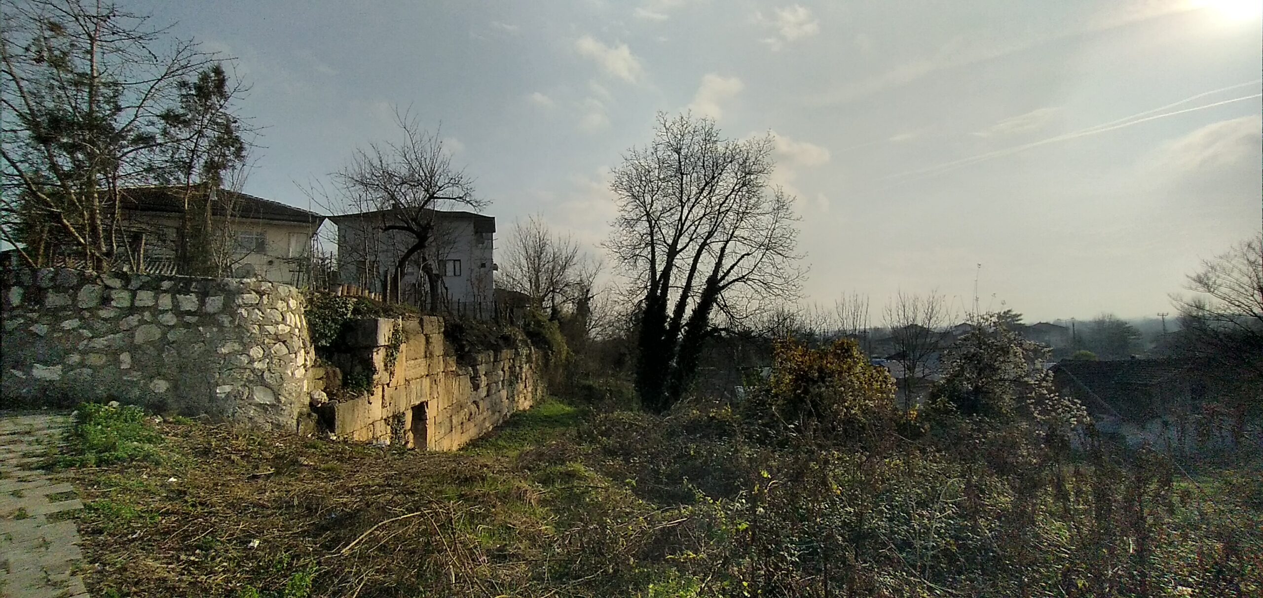 Batı Sur Duvarları, Konuralp