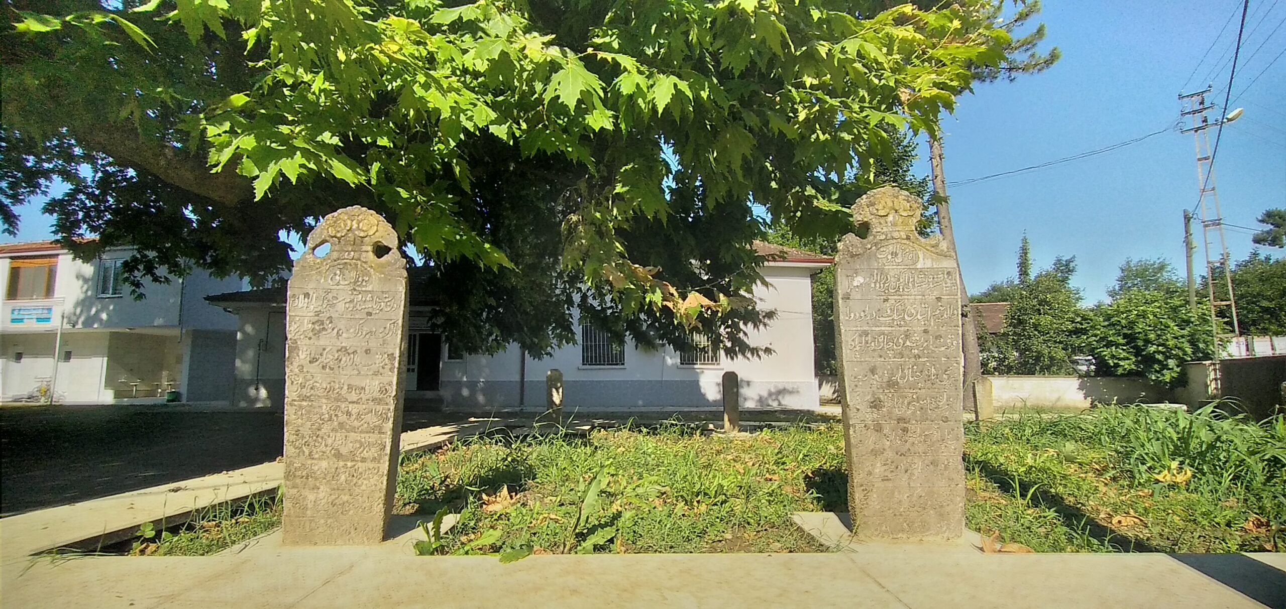 Beçi Yörükler Köyü Orhan Gazi Camii Haziresi