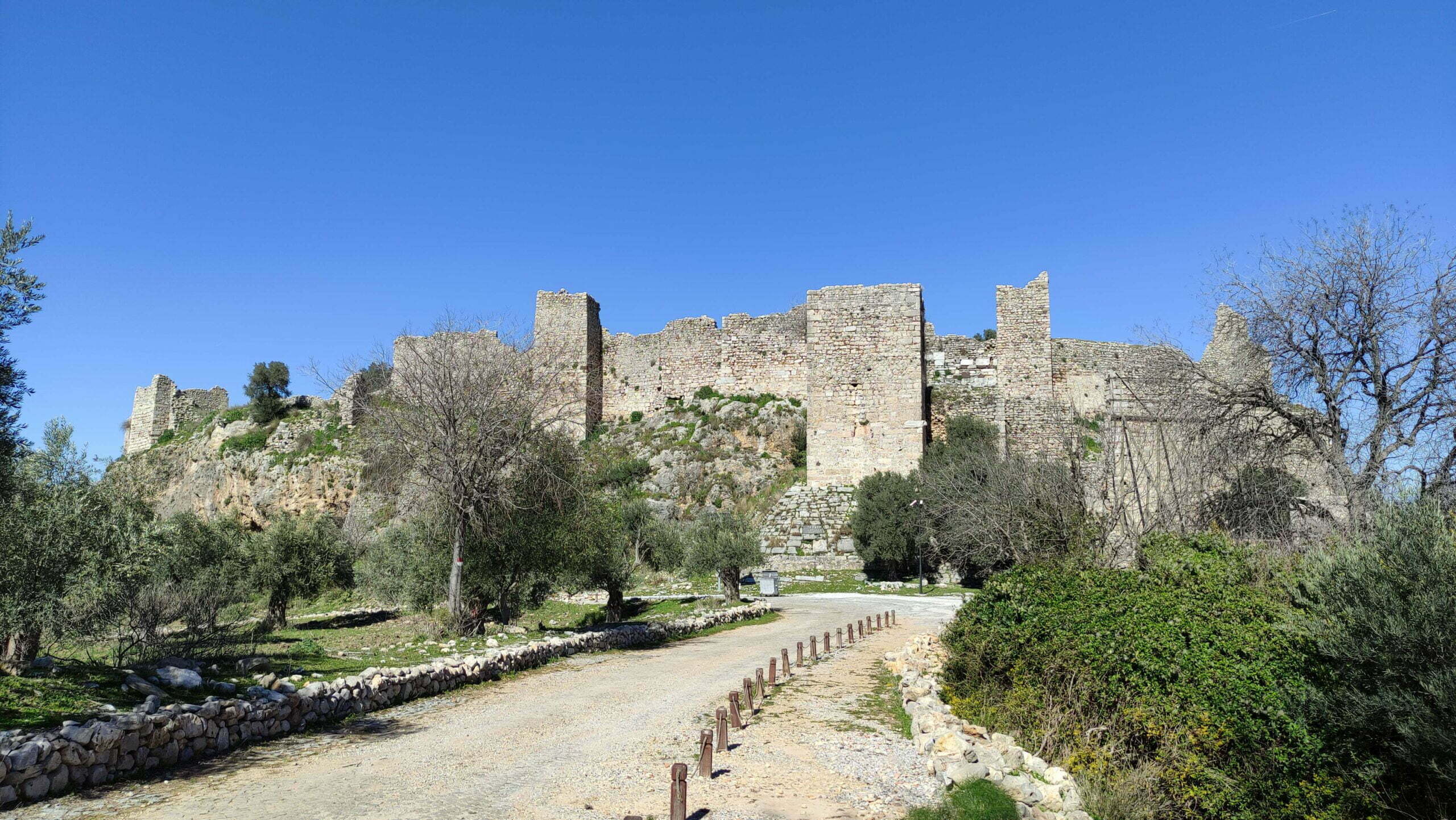Beçin Kalesi