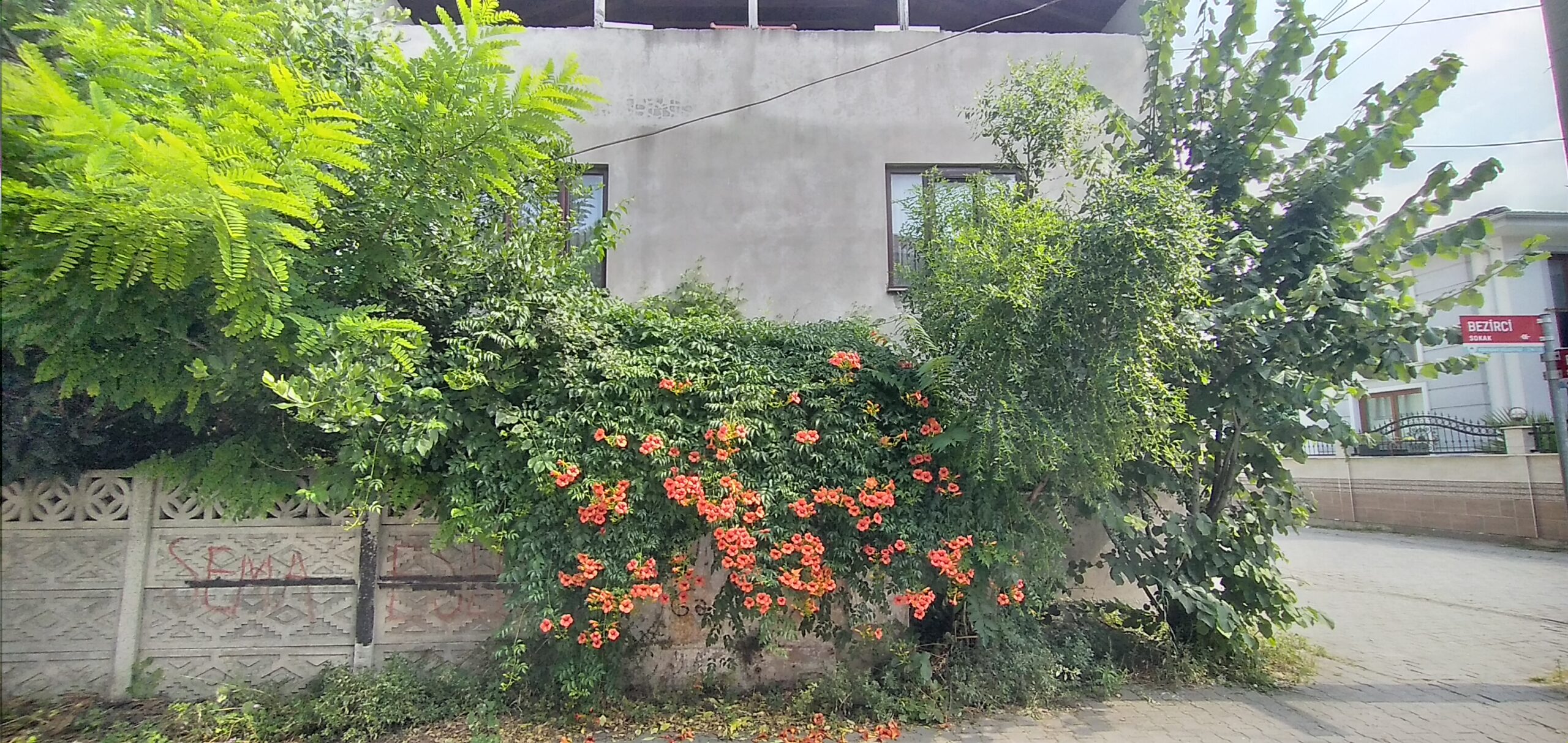 Bezirci Sokak Çeşmesi