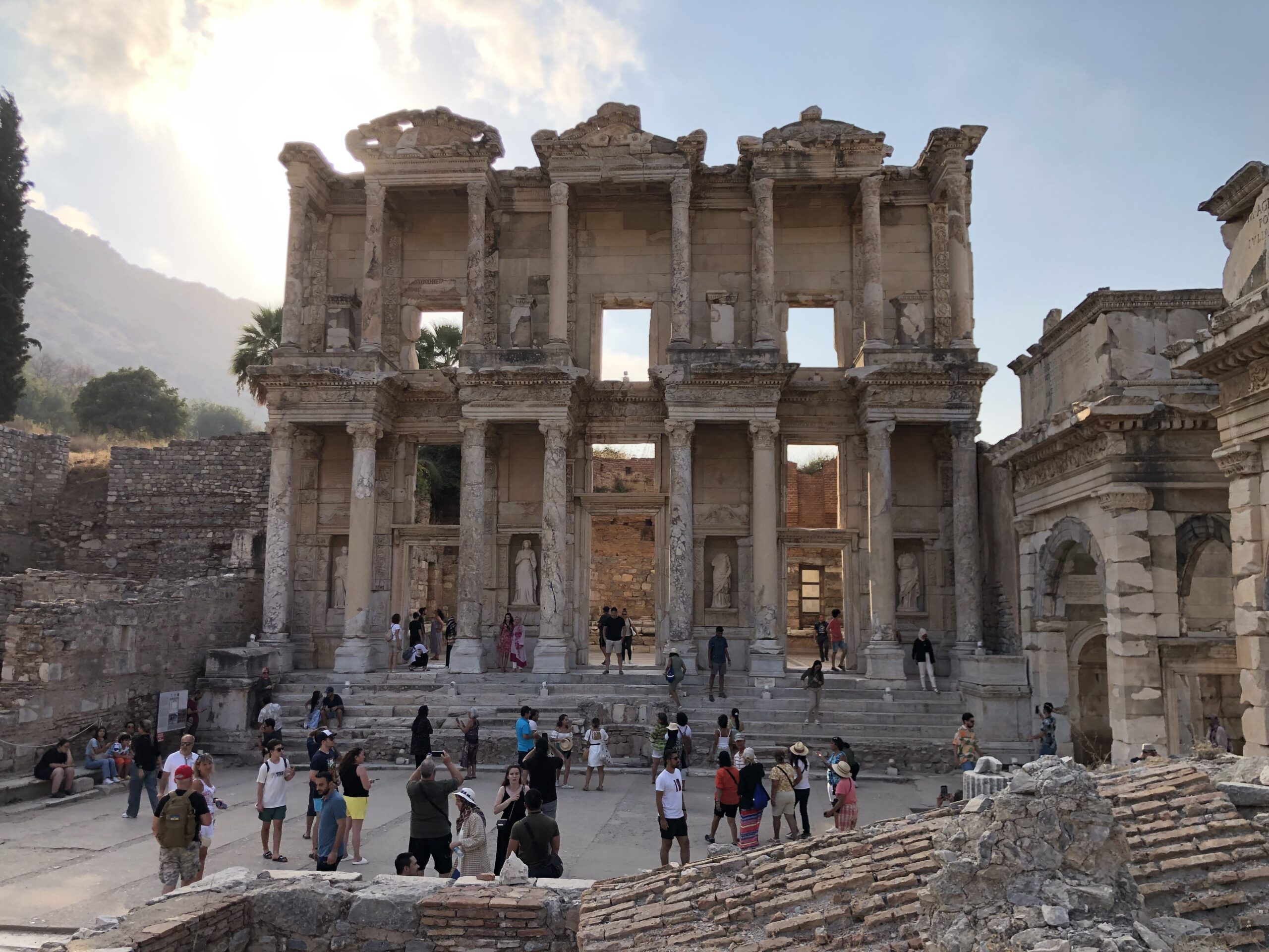 Efes Celsus Kütüphanesi