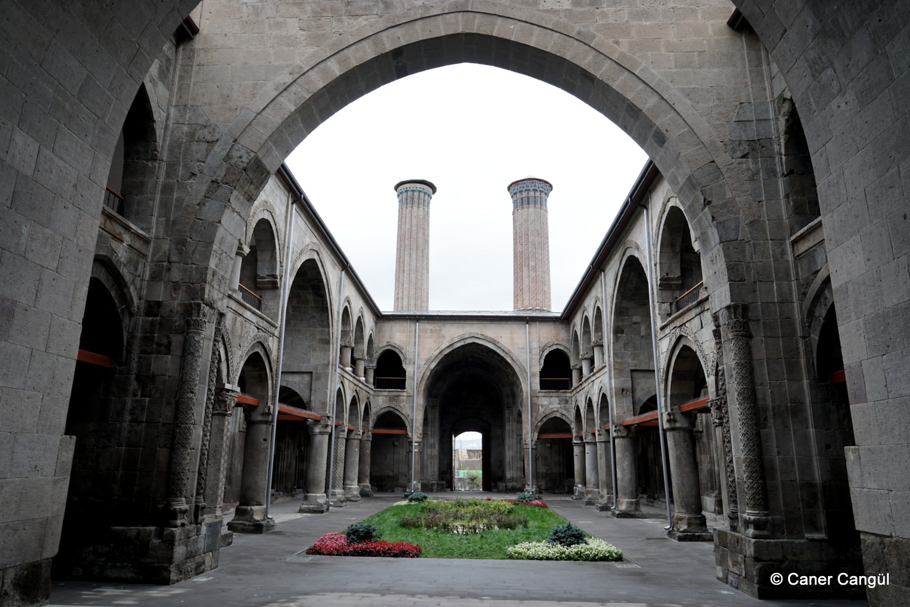 Erzurum Çifte Minareli Medrese İç Görünümü