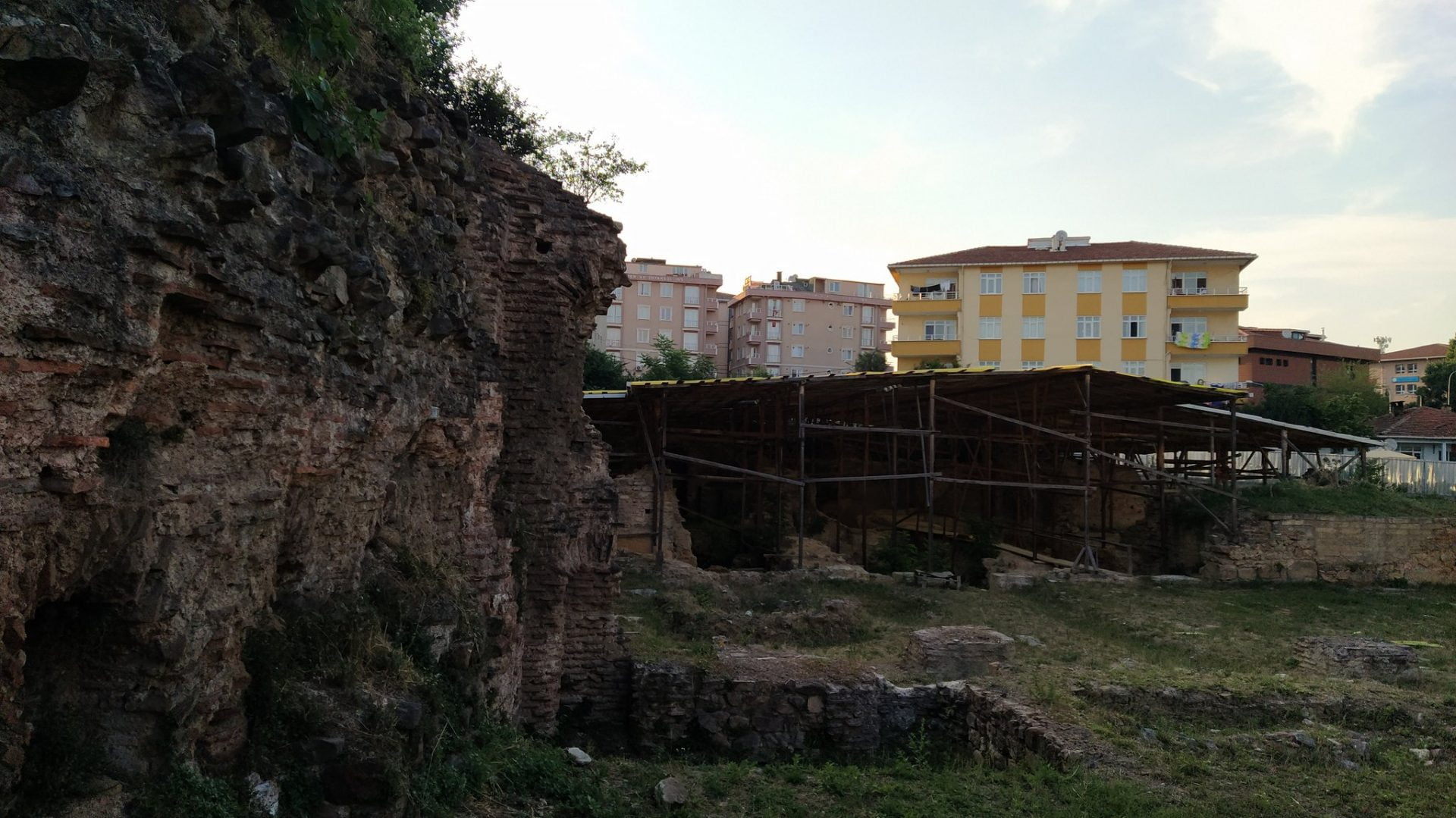 Damatrys Sarayı