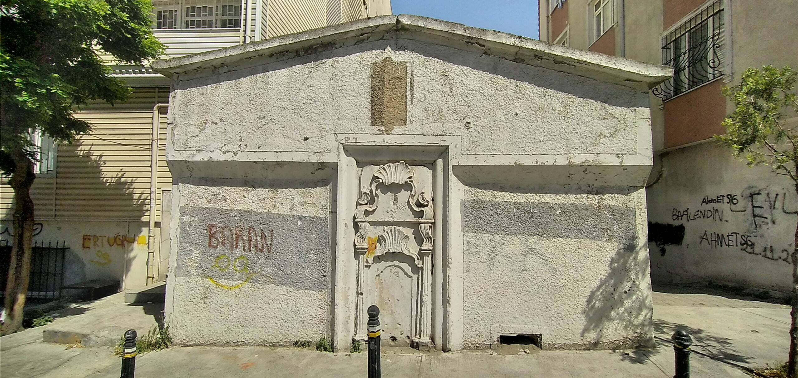Direkçibaşı Sokak Çeşmesi
