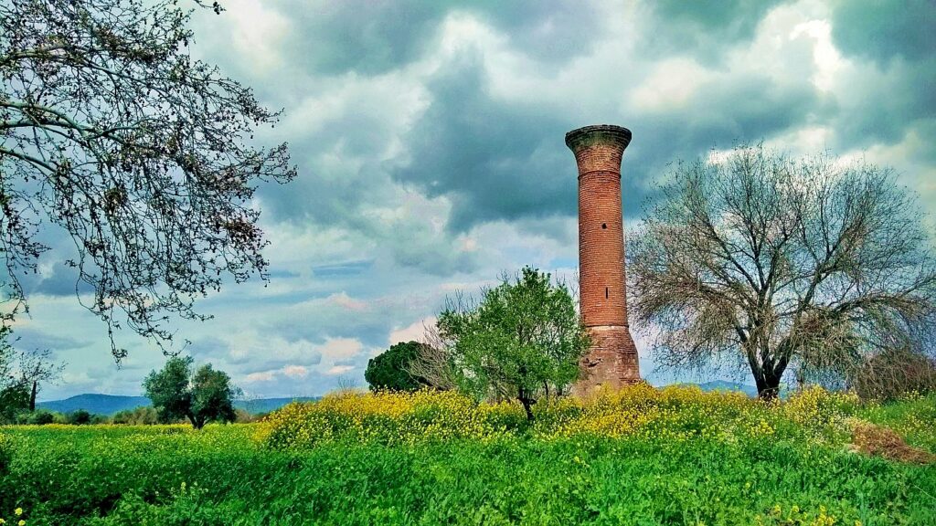 Düğlek Köyü Minaresi