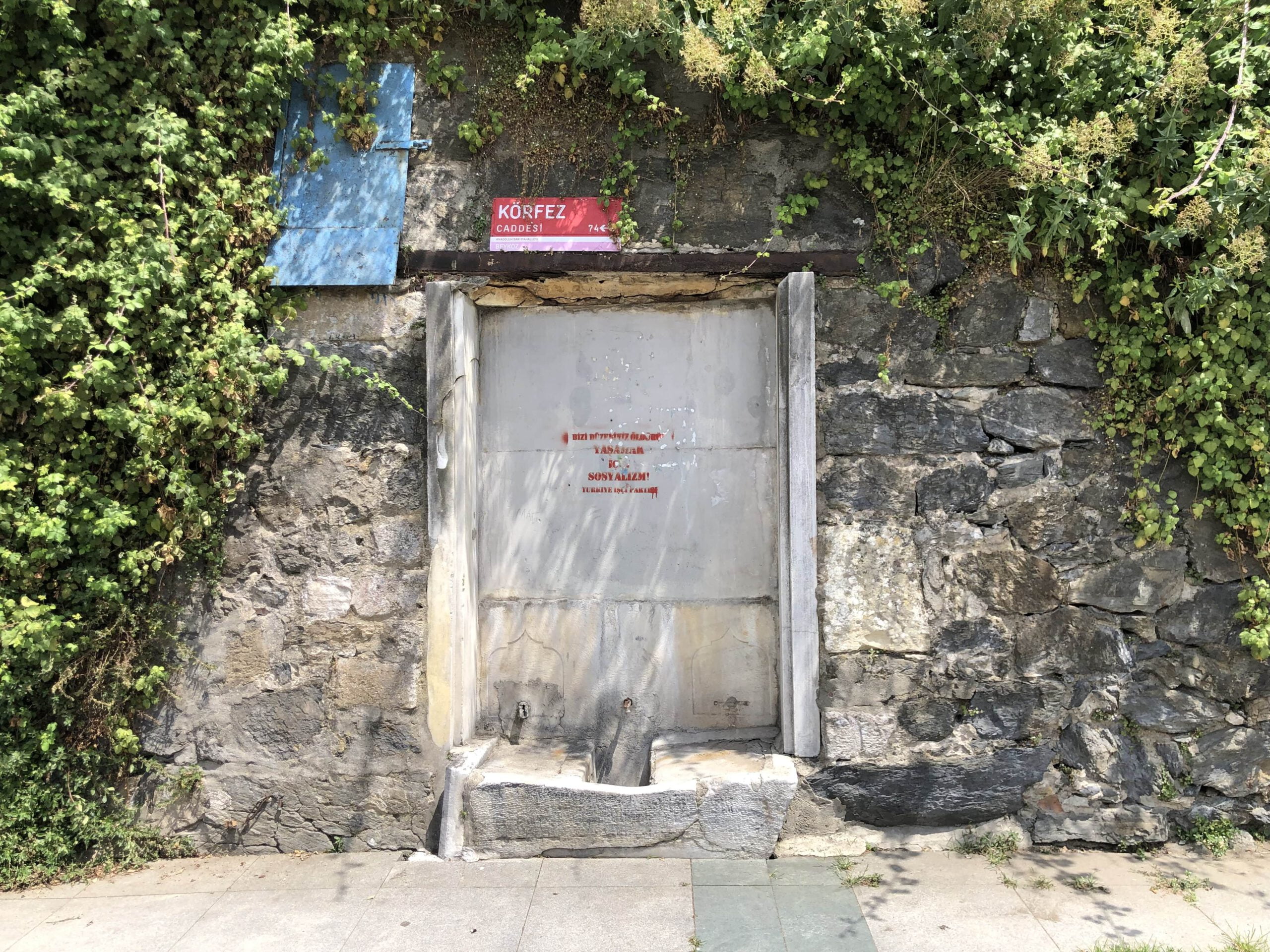 Duvar Çeşmesi, Anadoluhisarı
