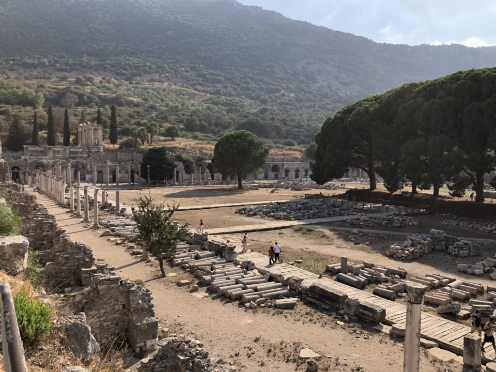 Efes Aşağı Agora