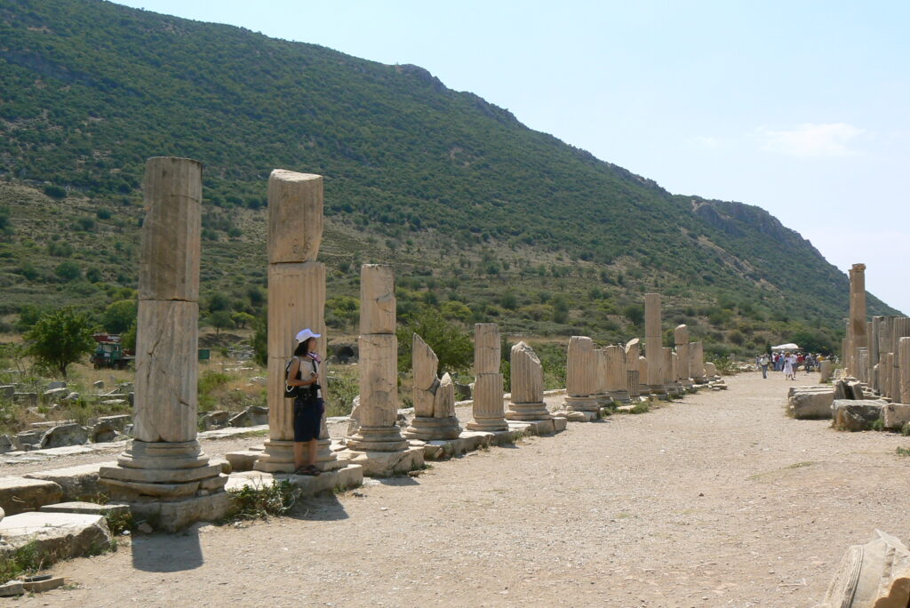 Efes Bazilika Stoa
