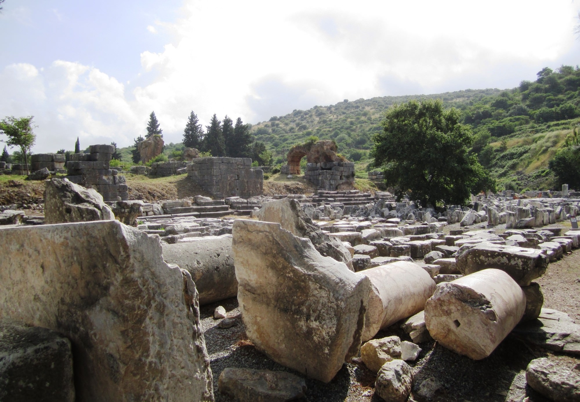 Efes Tiyatro Gymnasionu