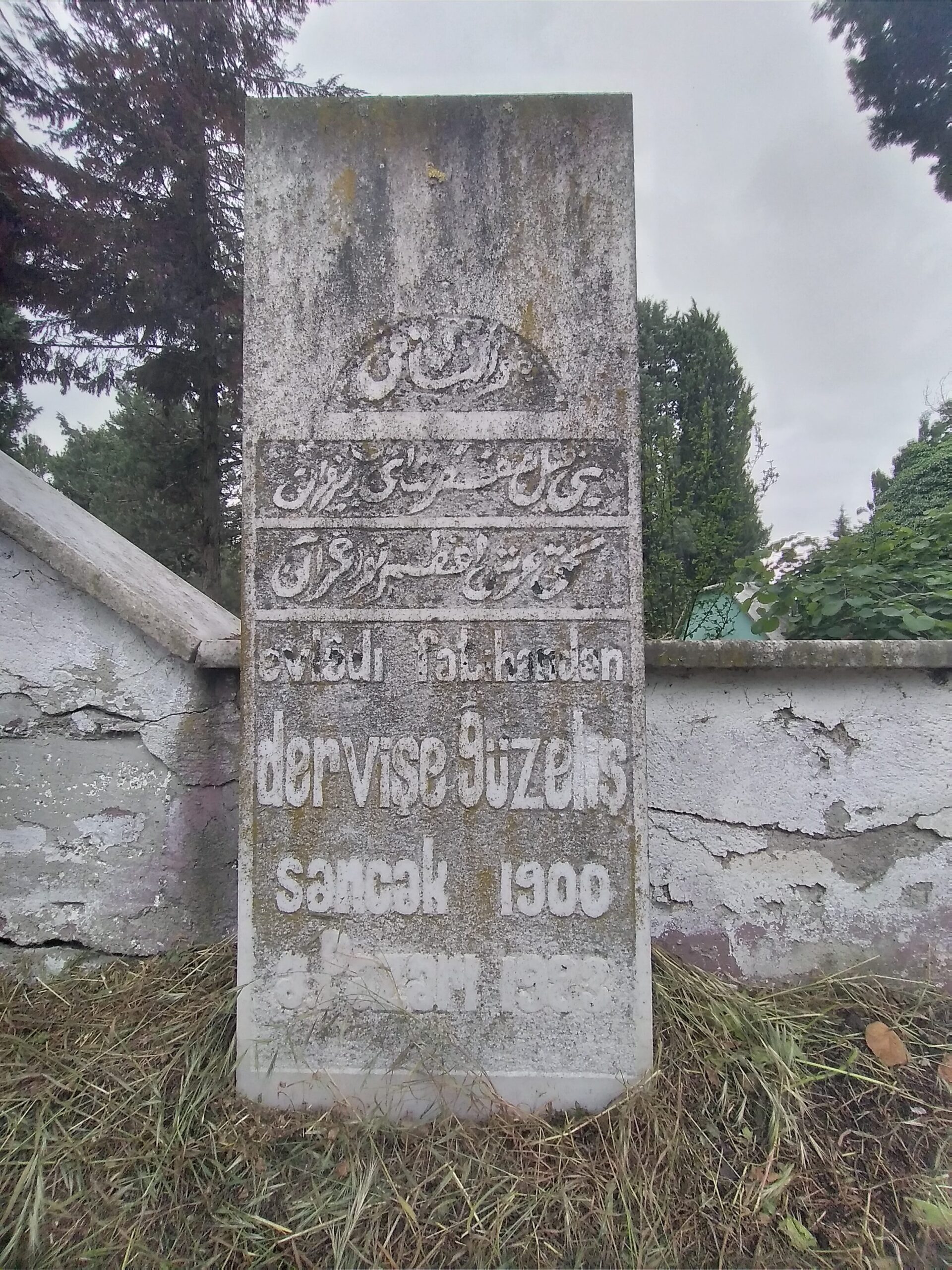 Erenler Mezarlığı Evladı Fatihan Dervişe Mezar Taşı