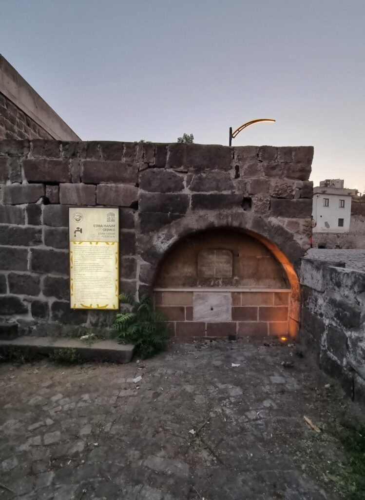 Esma Hanım Çeşmesi