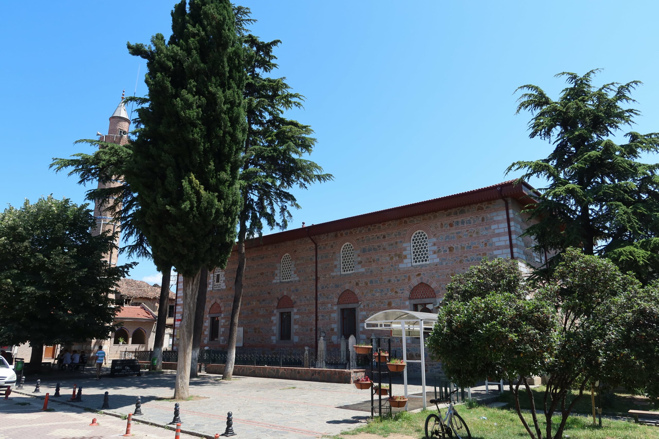 Eşrefzade Camii