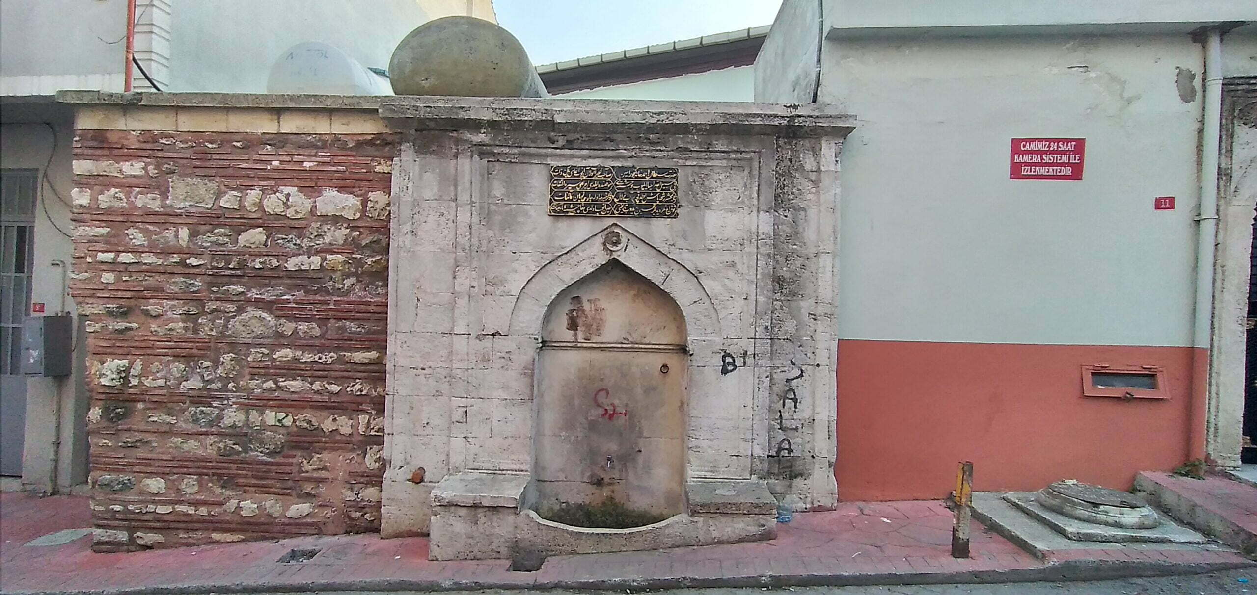 Eyüp Ağa Çeşmesi ve Su Kuyusu