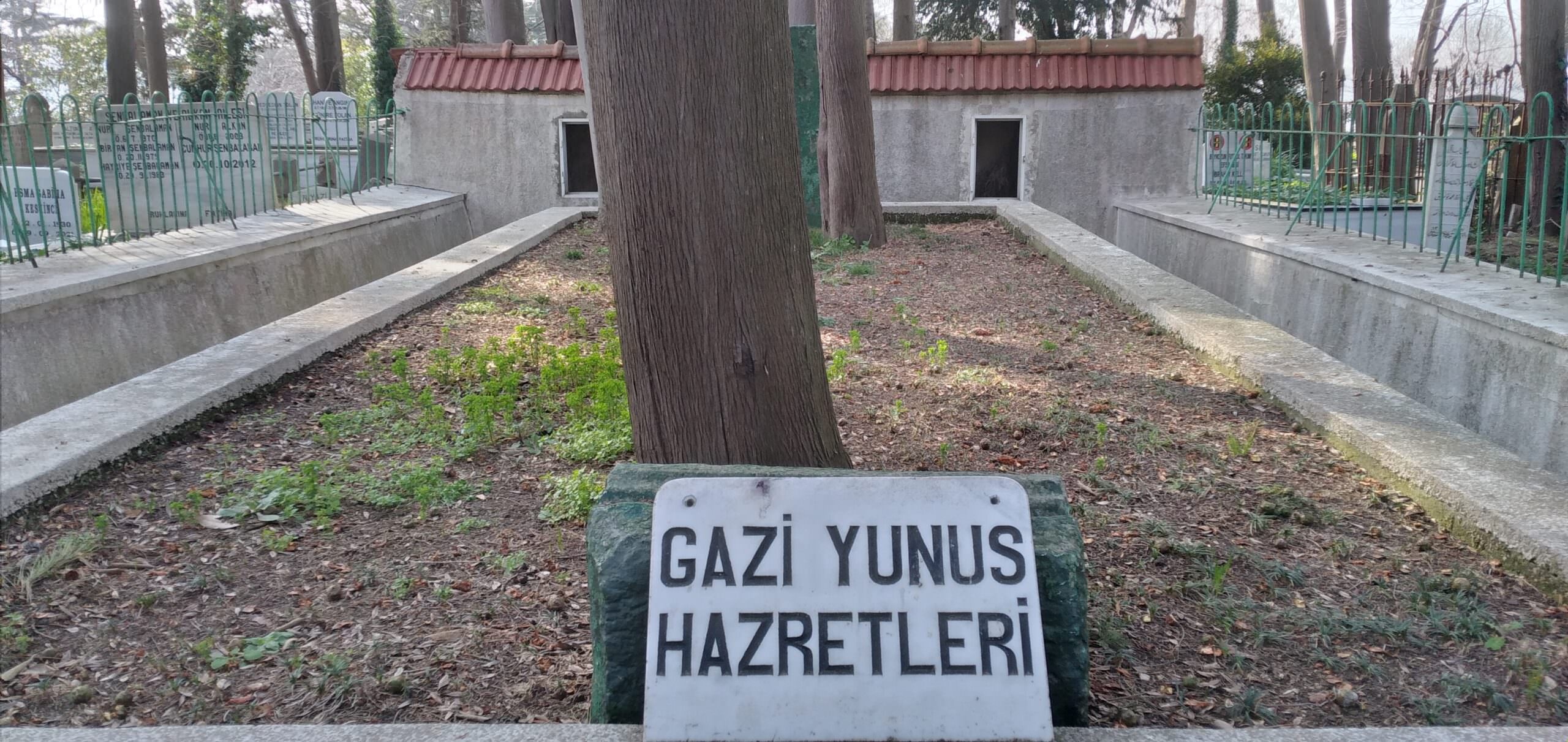 Gazi Yunus Hazretleri Kabri