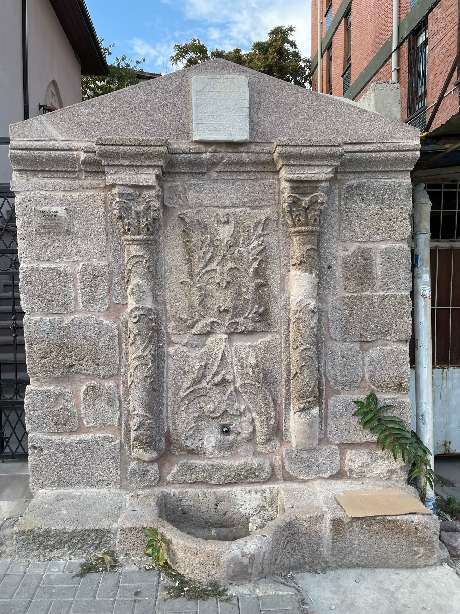 Gecik Mescidi Çeşmesi